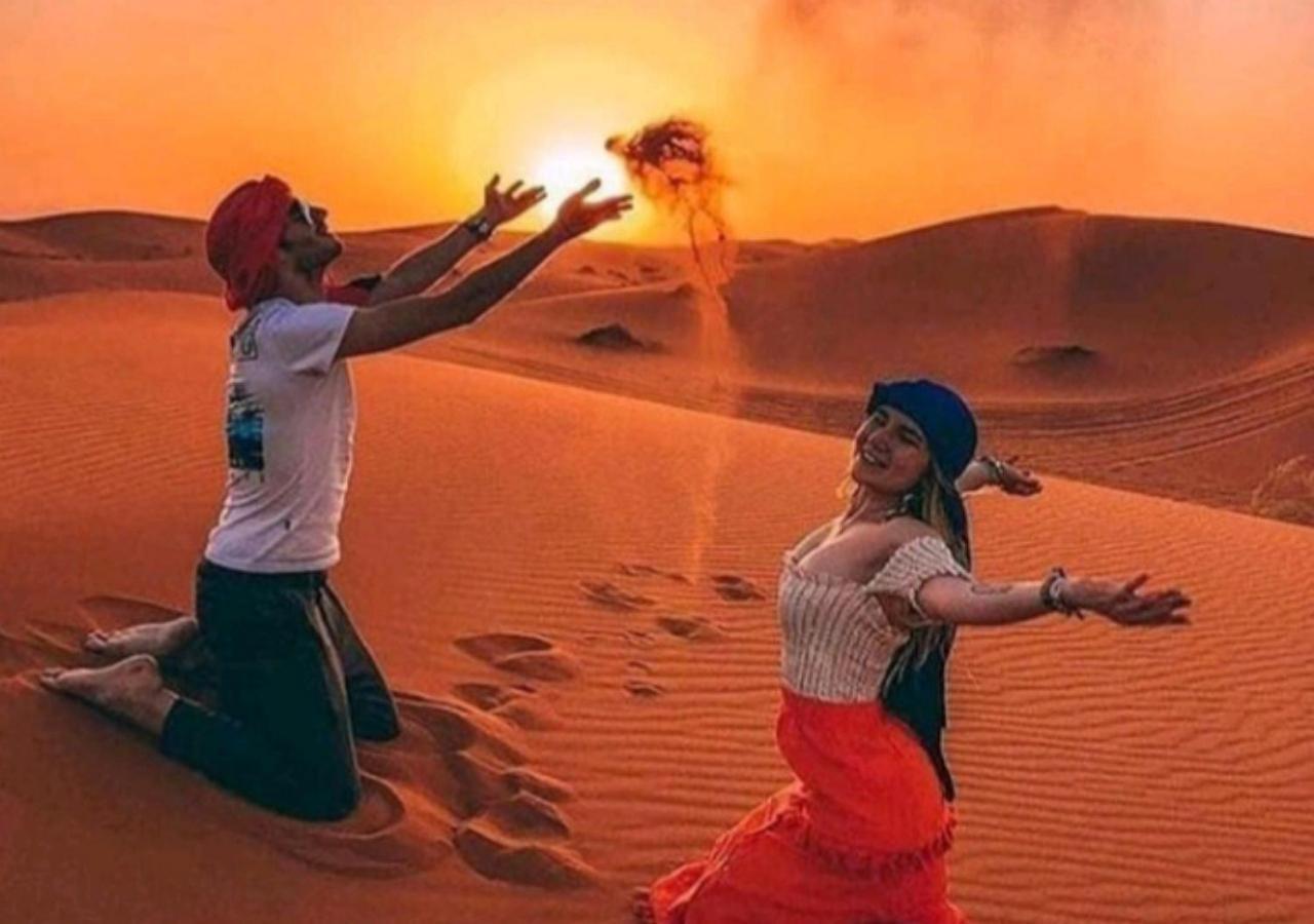 Sahara Luxury Desert Camp Мерзуга Экстерьер фото