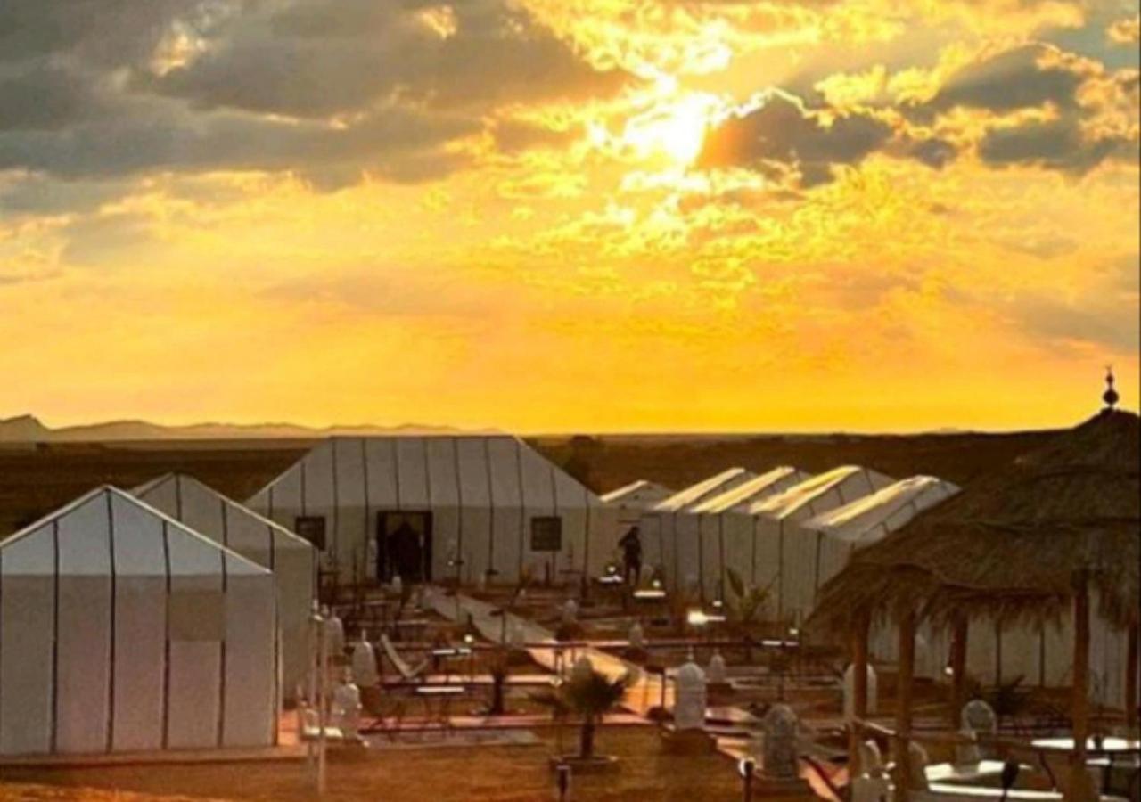 Sahara Luxury Desert Camp Мерзуга Экстерьер фото